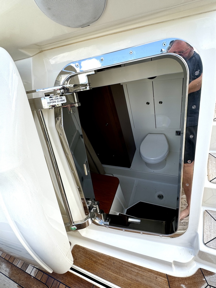 2017 Sea Ray L650 Fly