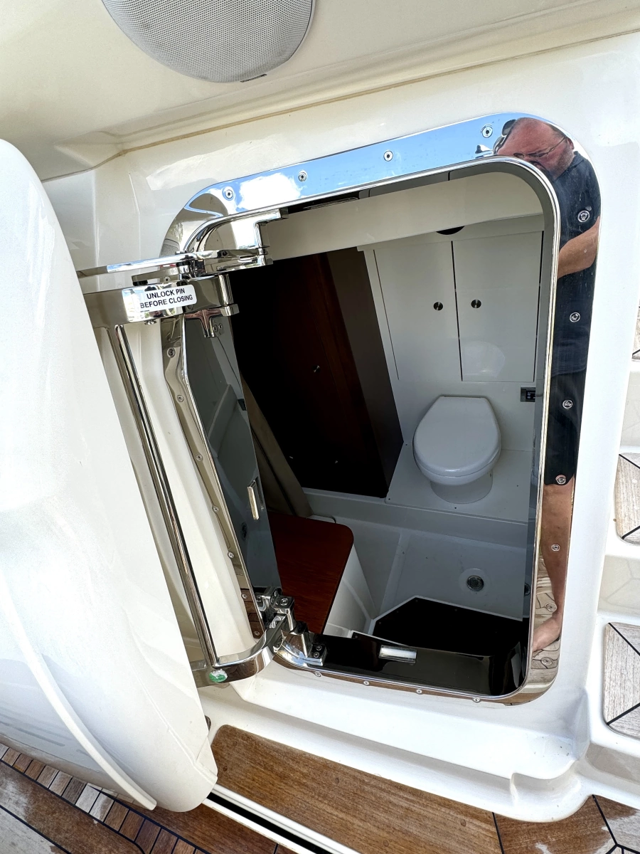 2017 Sea Ray L650 Fly