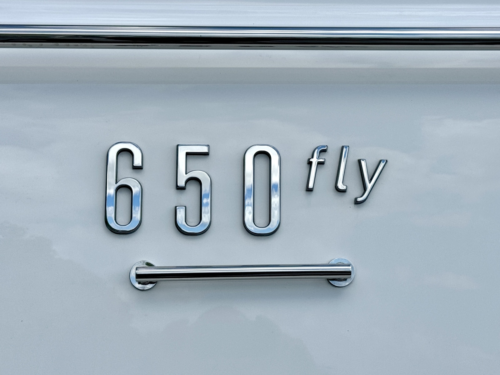 2017 Sea Ray L650 Fly