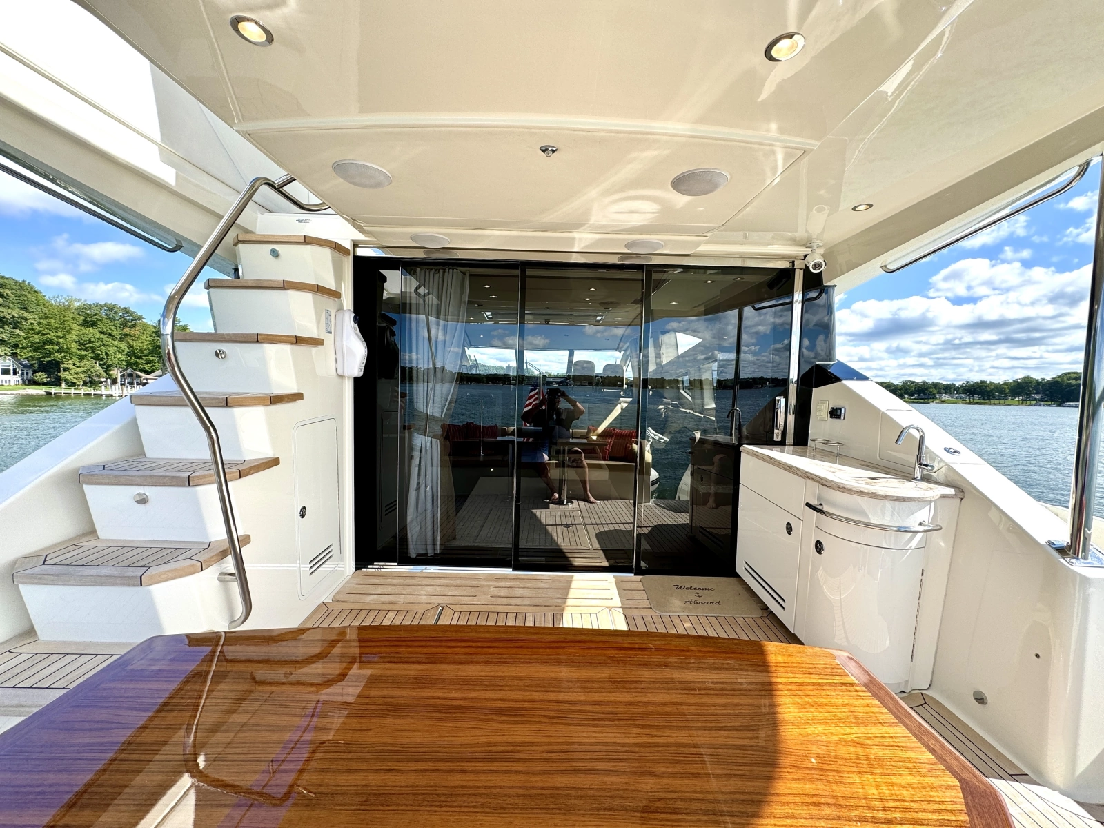 2017 Sea Ray L650 Fly
