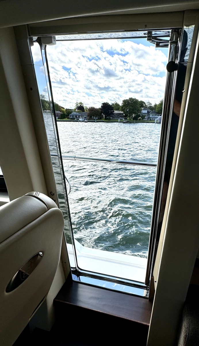2017 Sea Ray L650 Fly