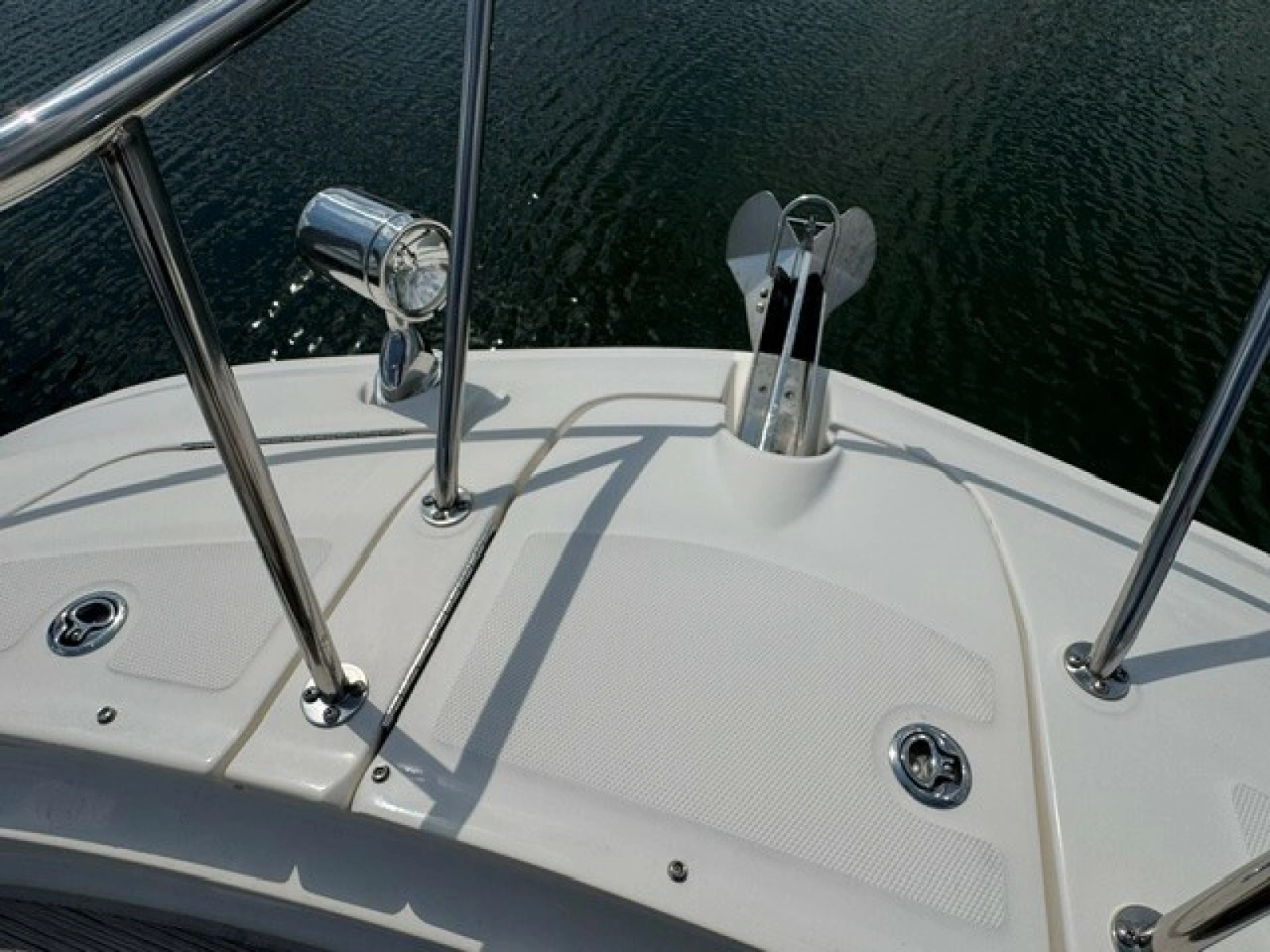 2020 Sea Ray 320 Sundancer