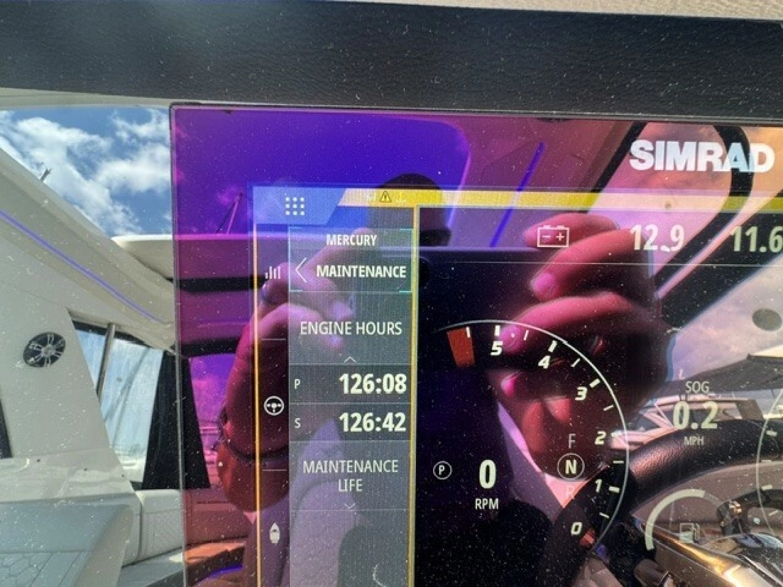 2020 Sea Ray 320 Sundancer