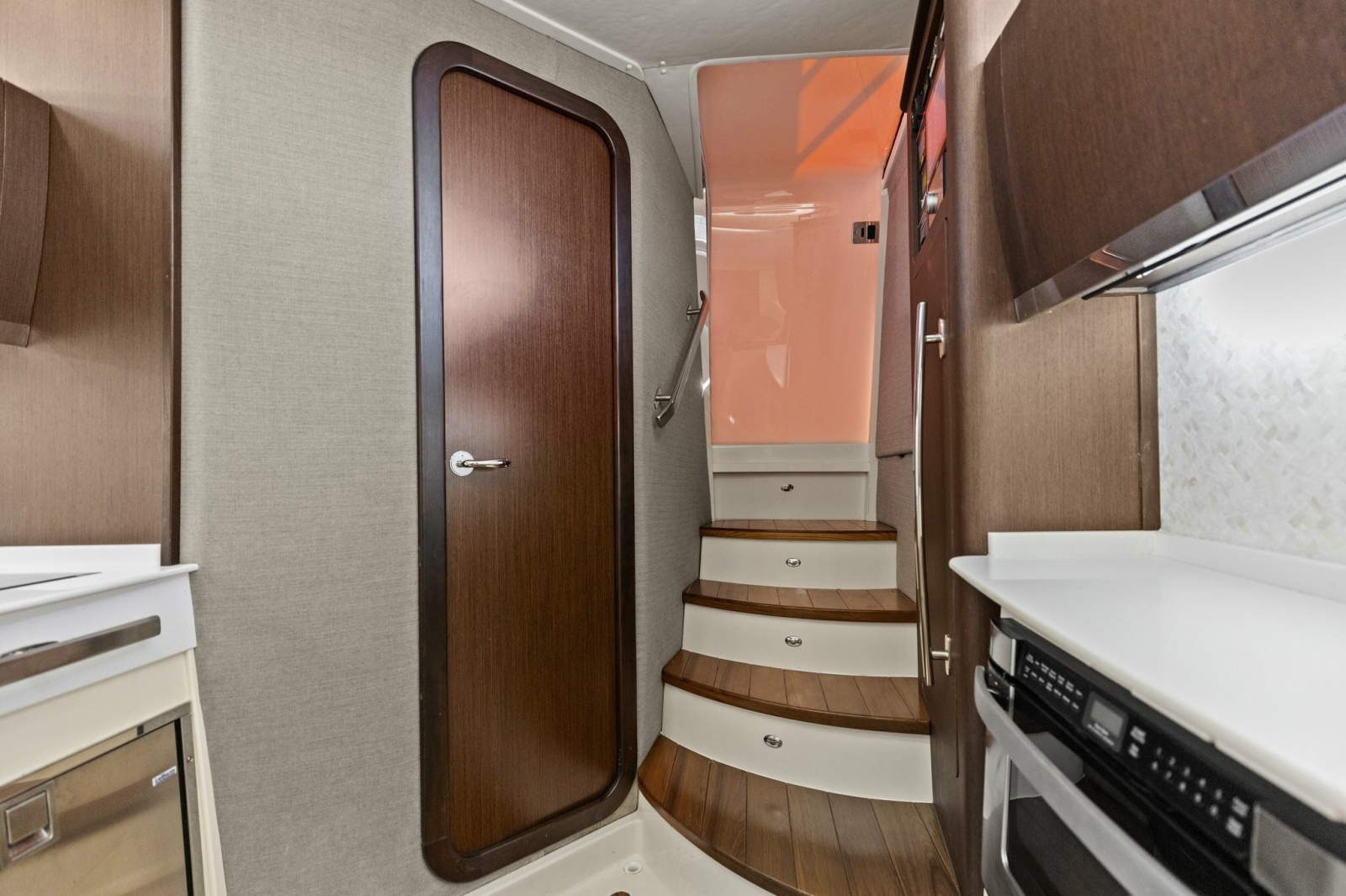 2023 Grady-White 456 Canyon
