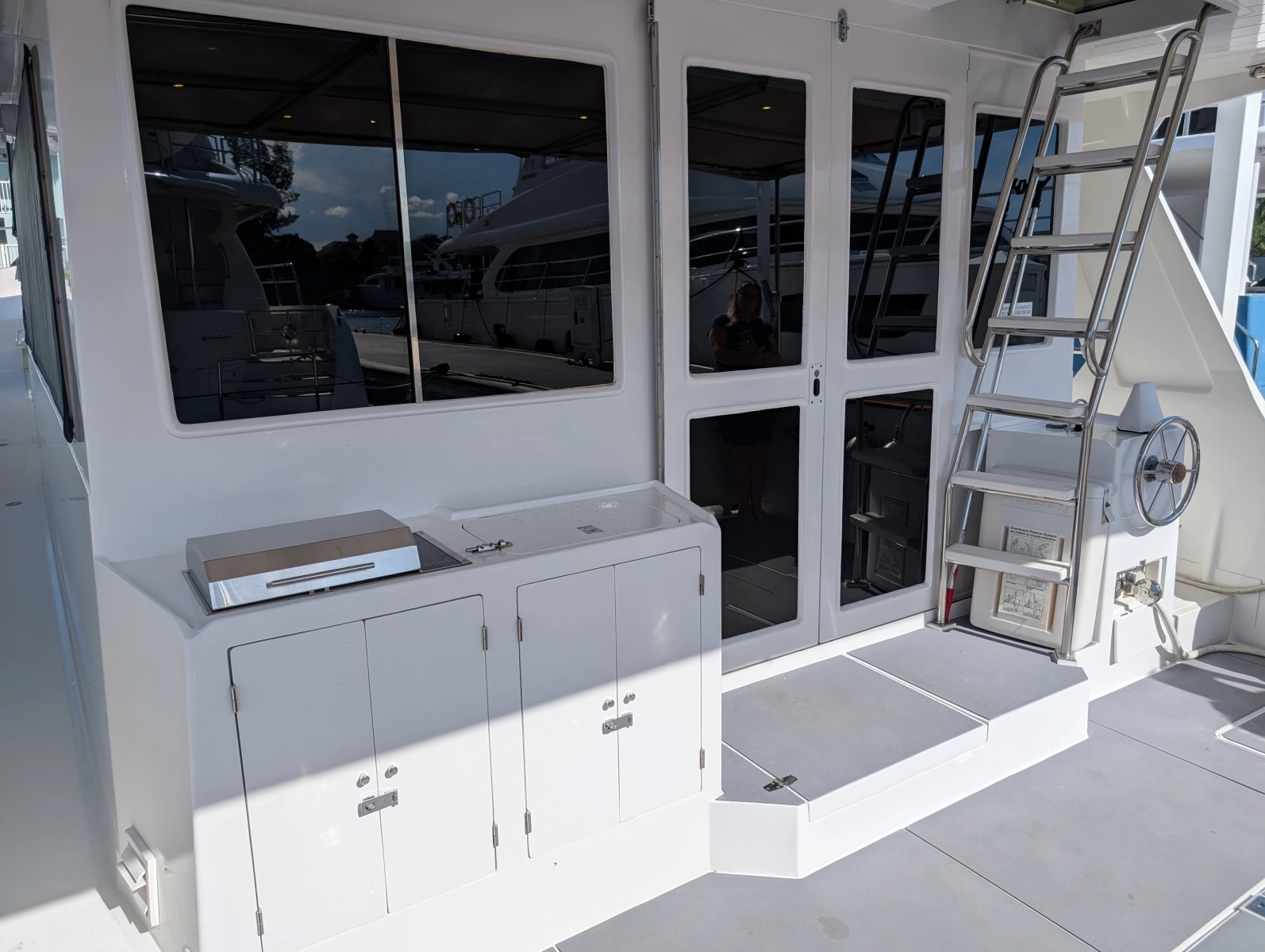 1997 Offshore Yachts Pilothouse Motor Yacht