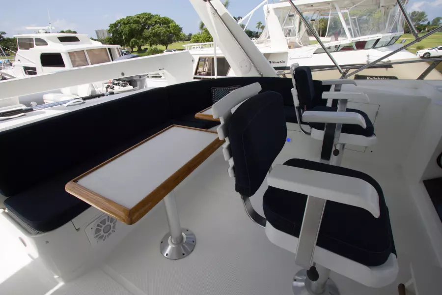 Flybridge Seating
