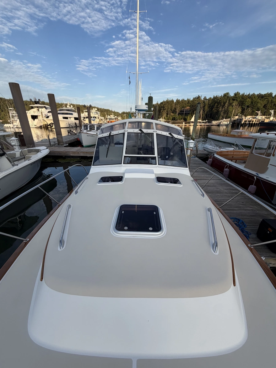Cabintop and windshield