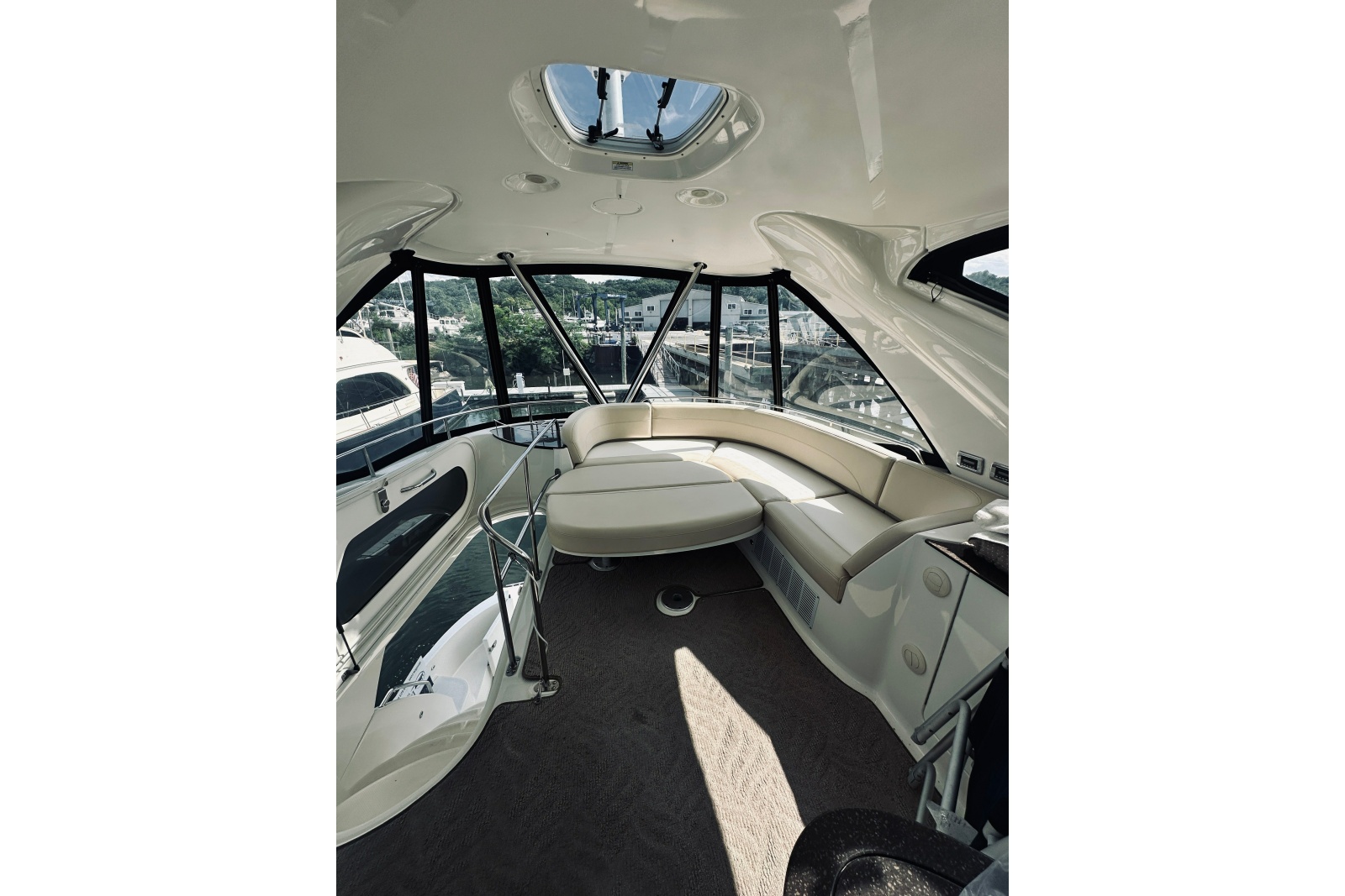 2012 Meridian 441 Sedan