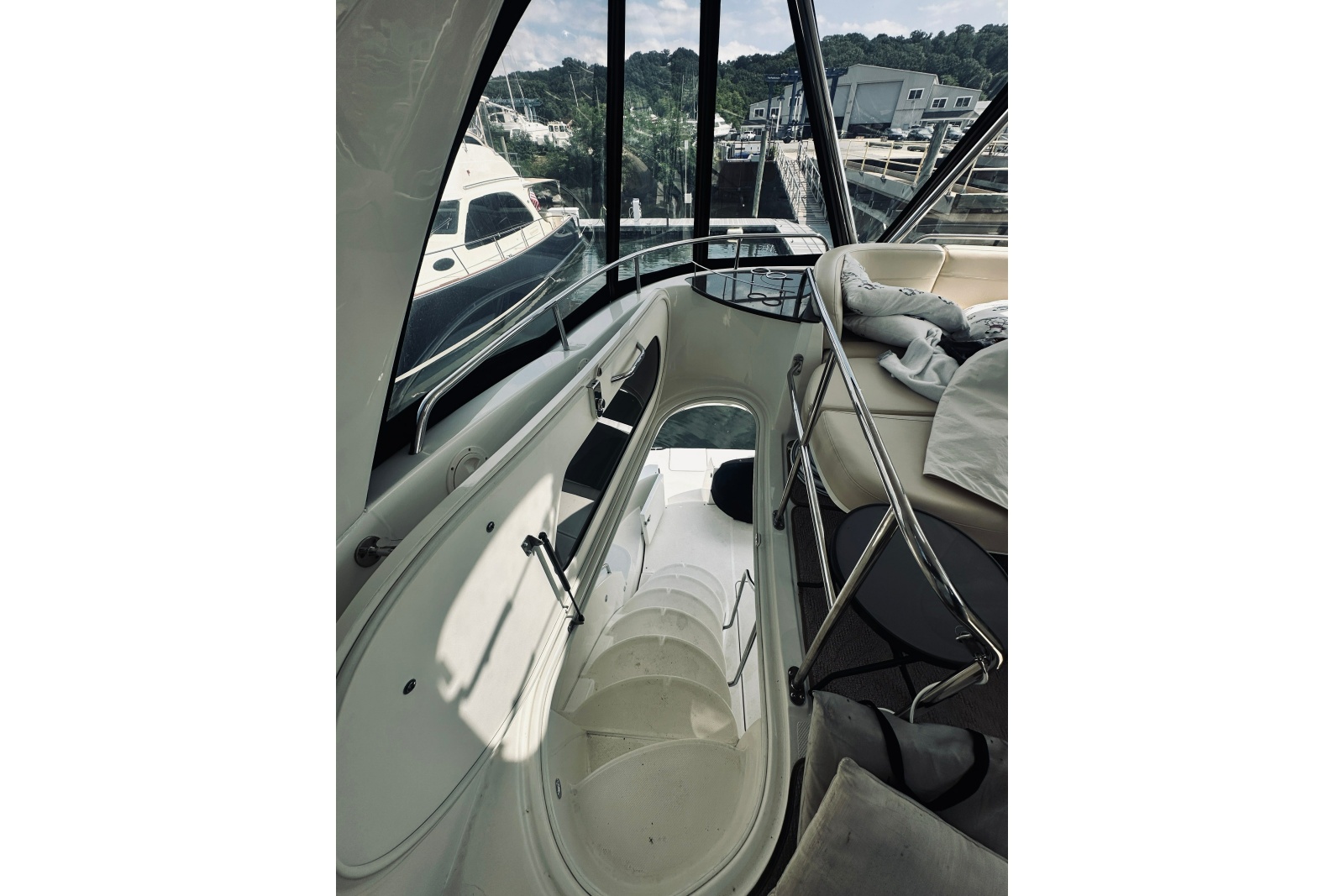 2012 Meridian 441 Sedan