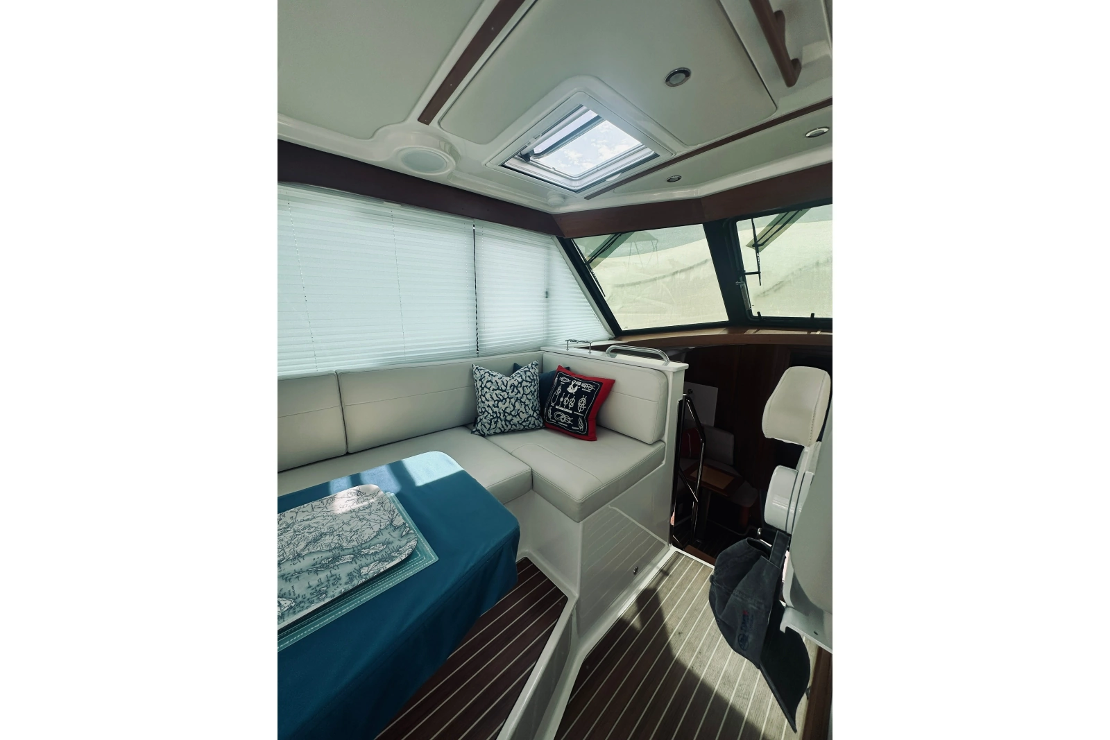 2023 Back Cove 39O