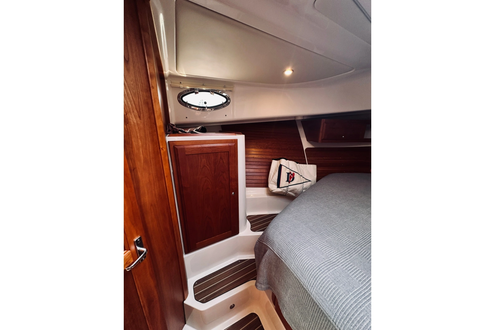 2023 Back Cove 39O