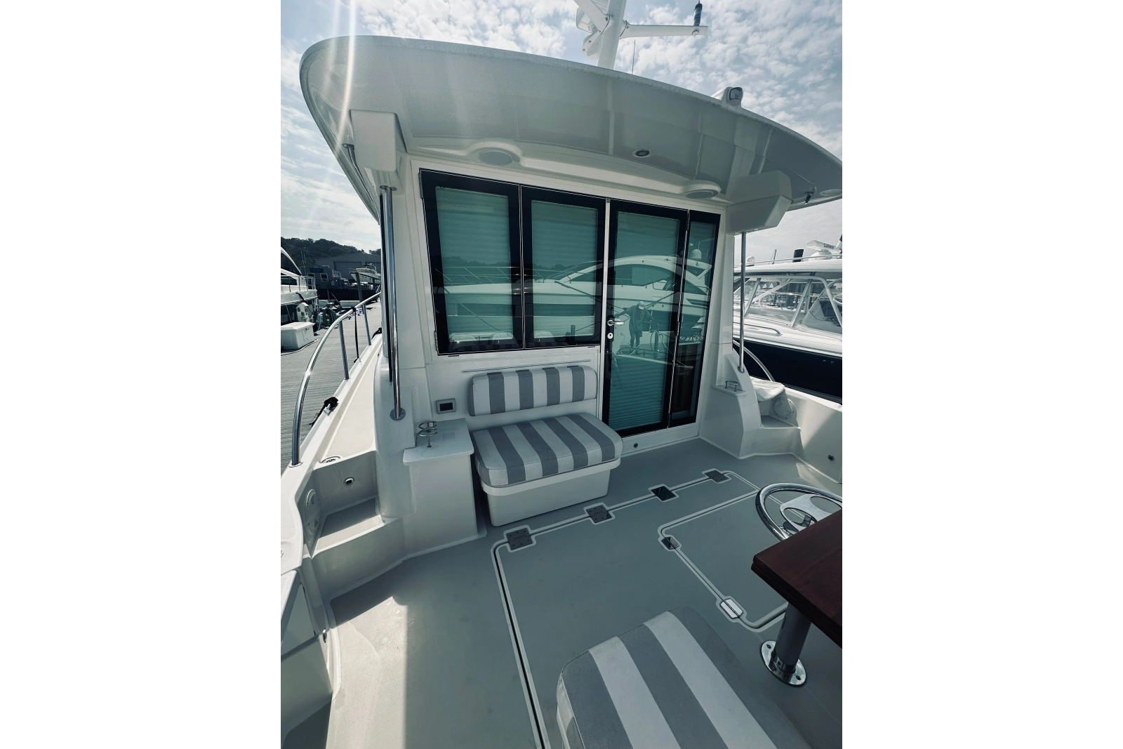 2023 Back Cove 39O