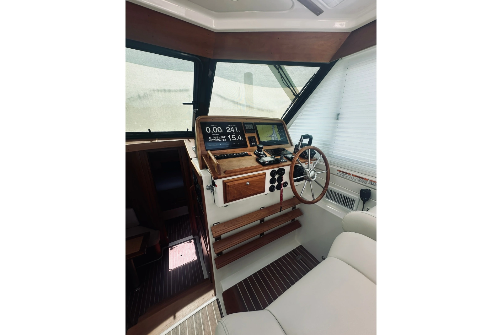 2023 Back Cove 39O