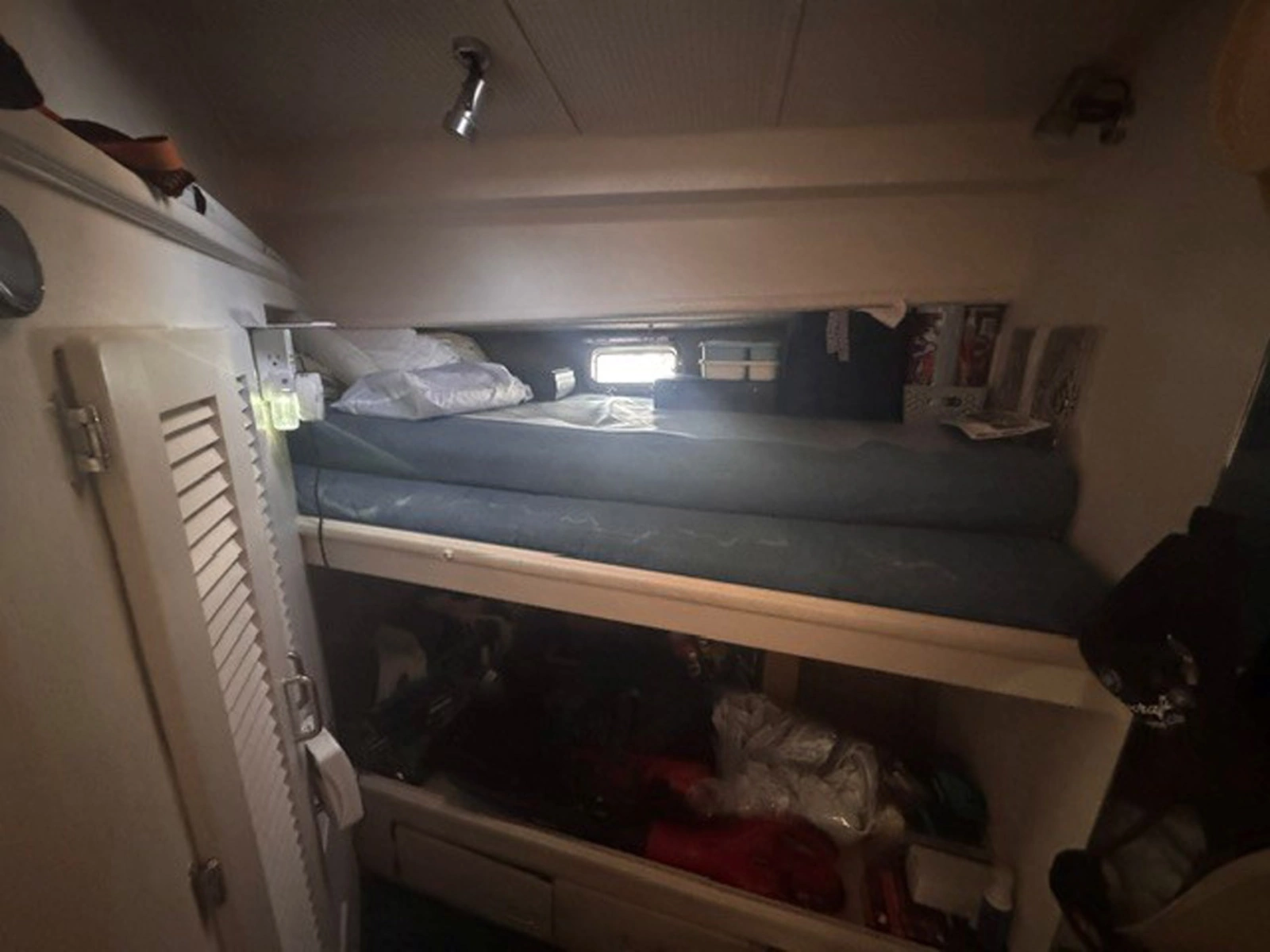 SHANTI  34ft Tollycraft Yacht For Sale