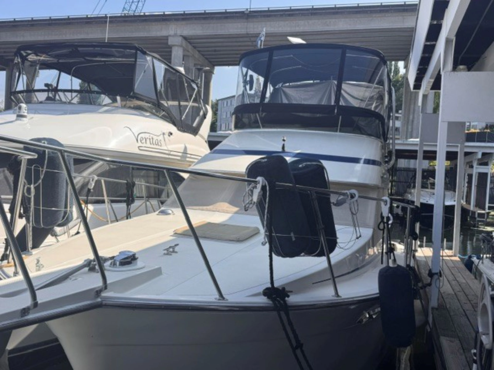 SHANTI  34ft Tollycraft Yacht For Sale