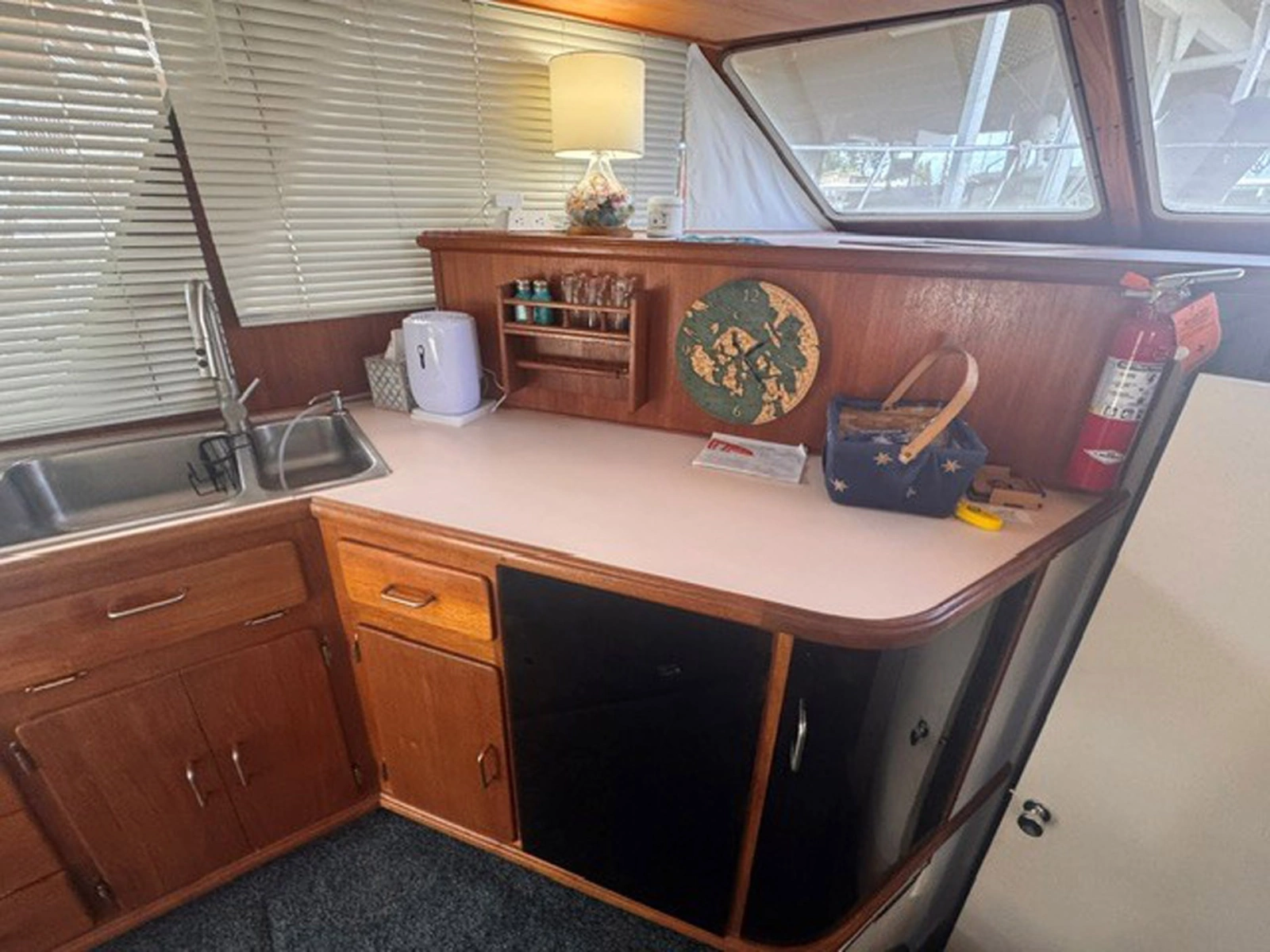 SHANTI  34ft Tollycraft Yacht For Sale