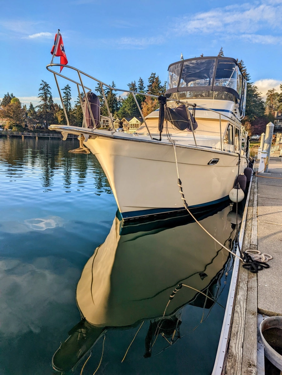 SHANTI  34ft Tollycraft Yacht For Sale