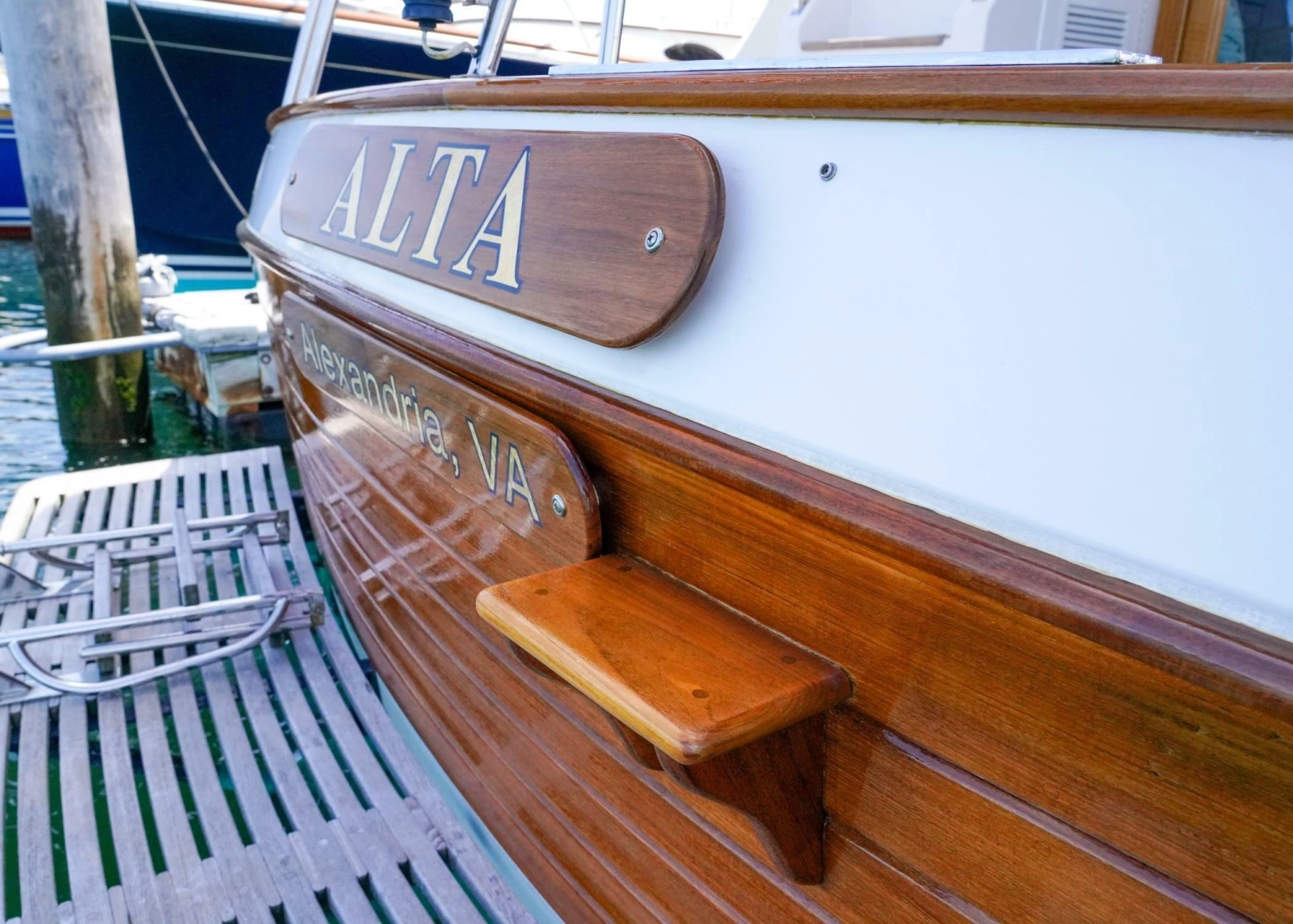 2003 Grand Banks 46 Europa