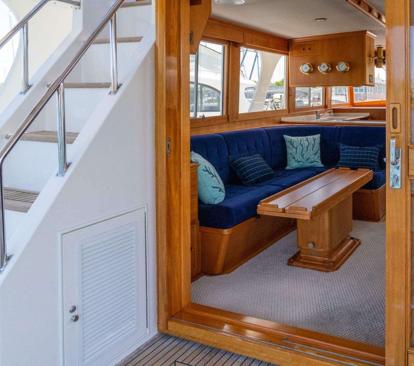 2003 Grand Banks 46 Europa