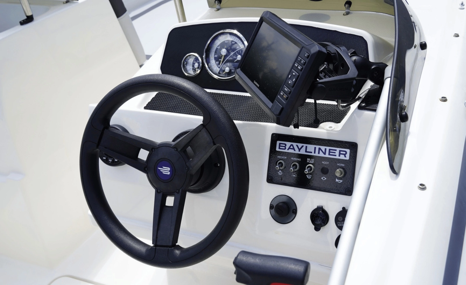 2024 Bayliner M19
