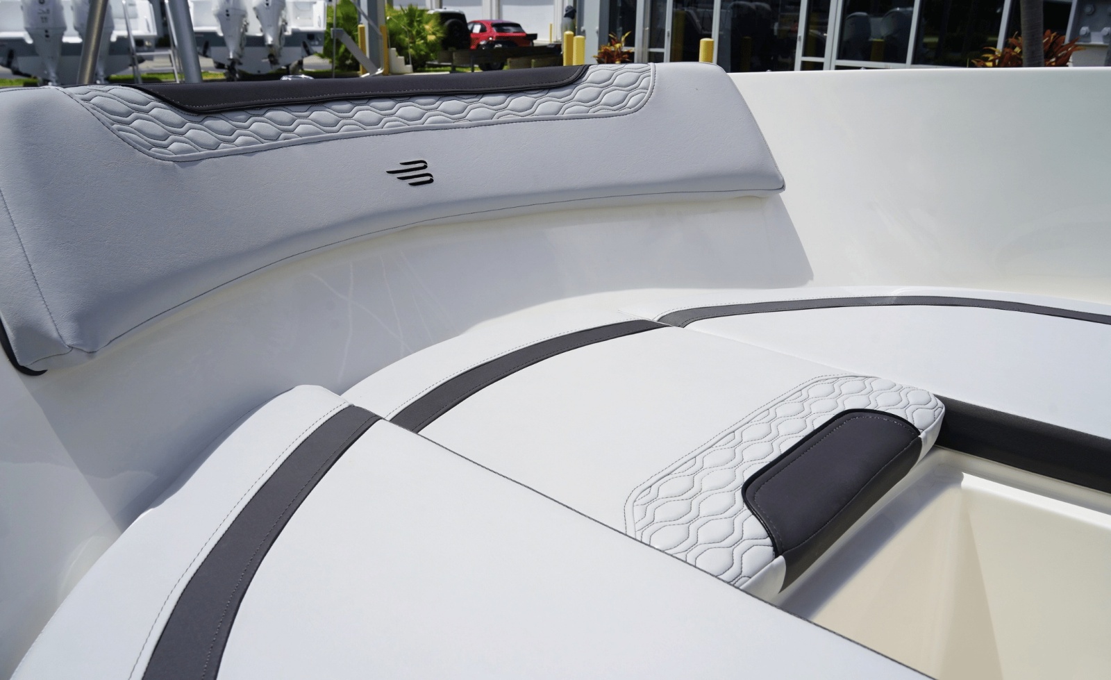 2024 Bayliner M19