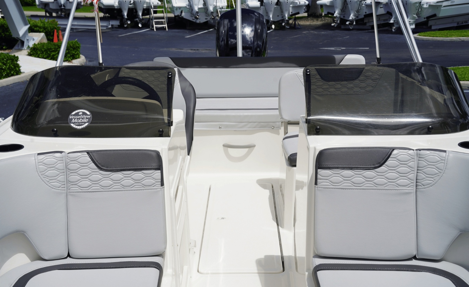 2024 Bayliner M19