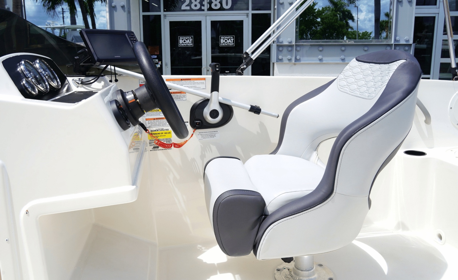 2024 Bayliner M19