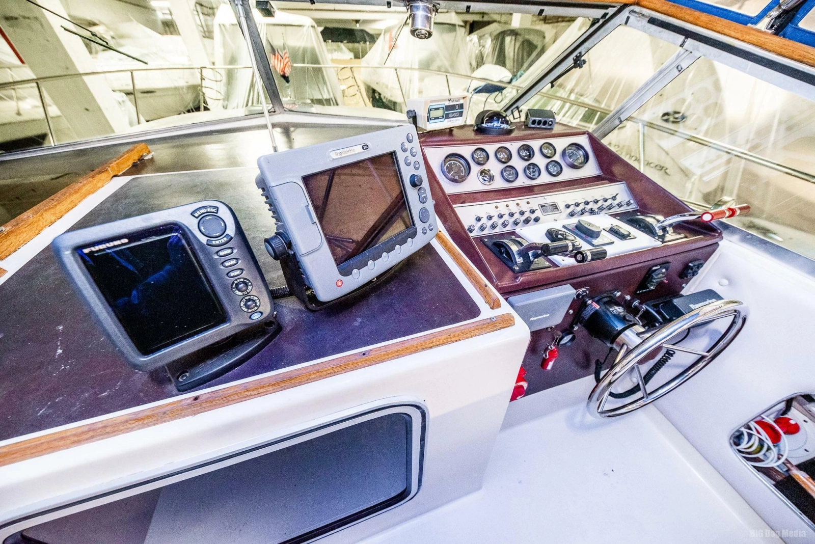 1985 Chris-Craft 