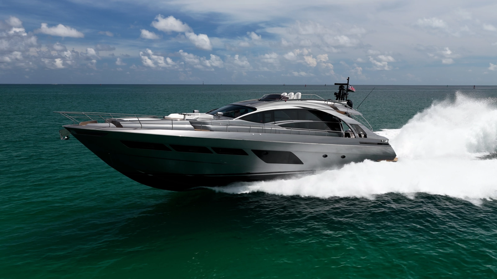 2019 Pershing 8X