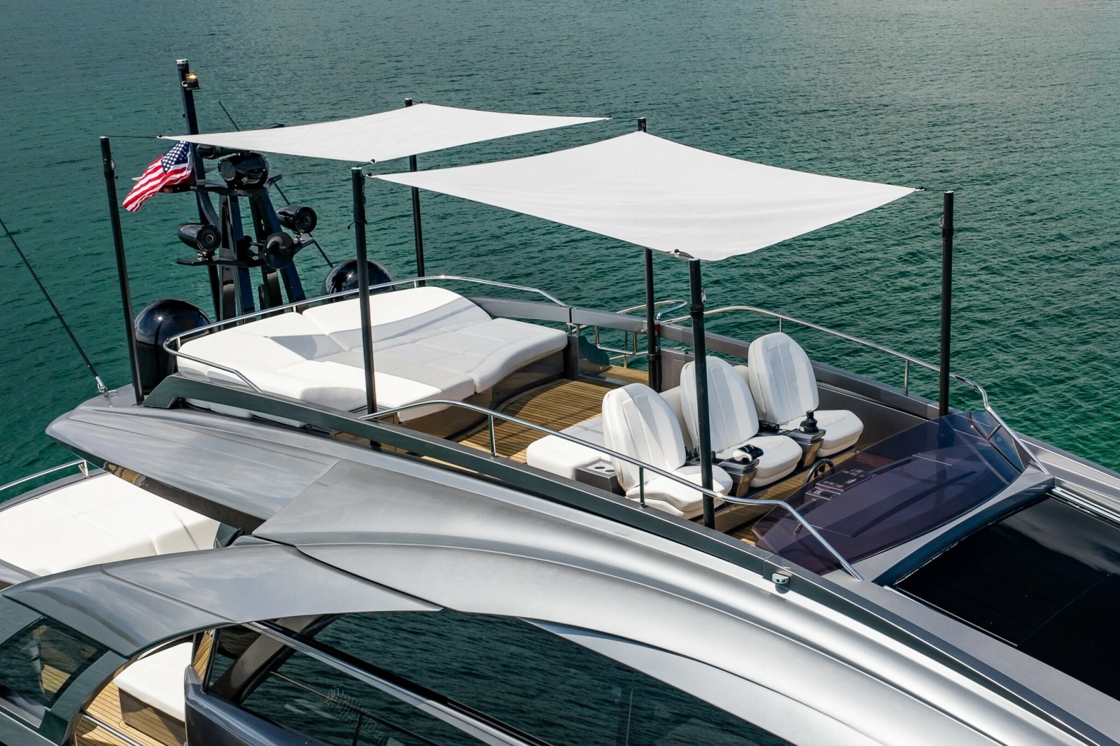 2019 Pershing 8X