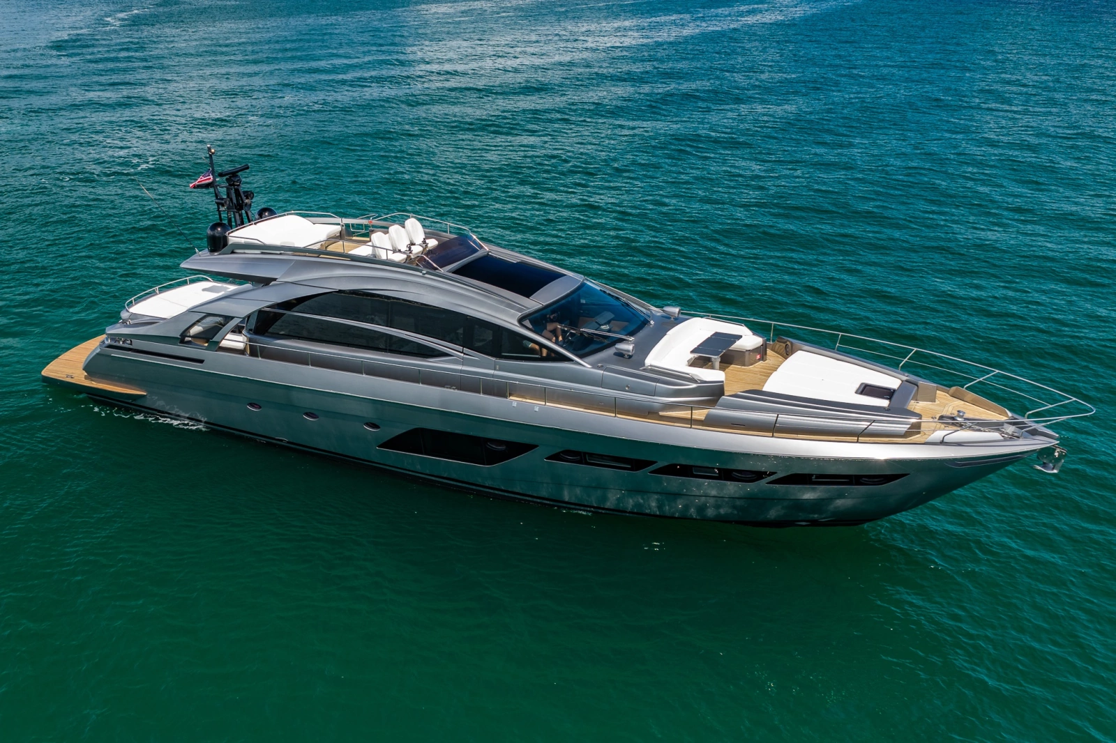 2019 Pershing 8X