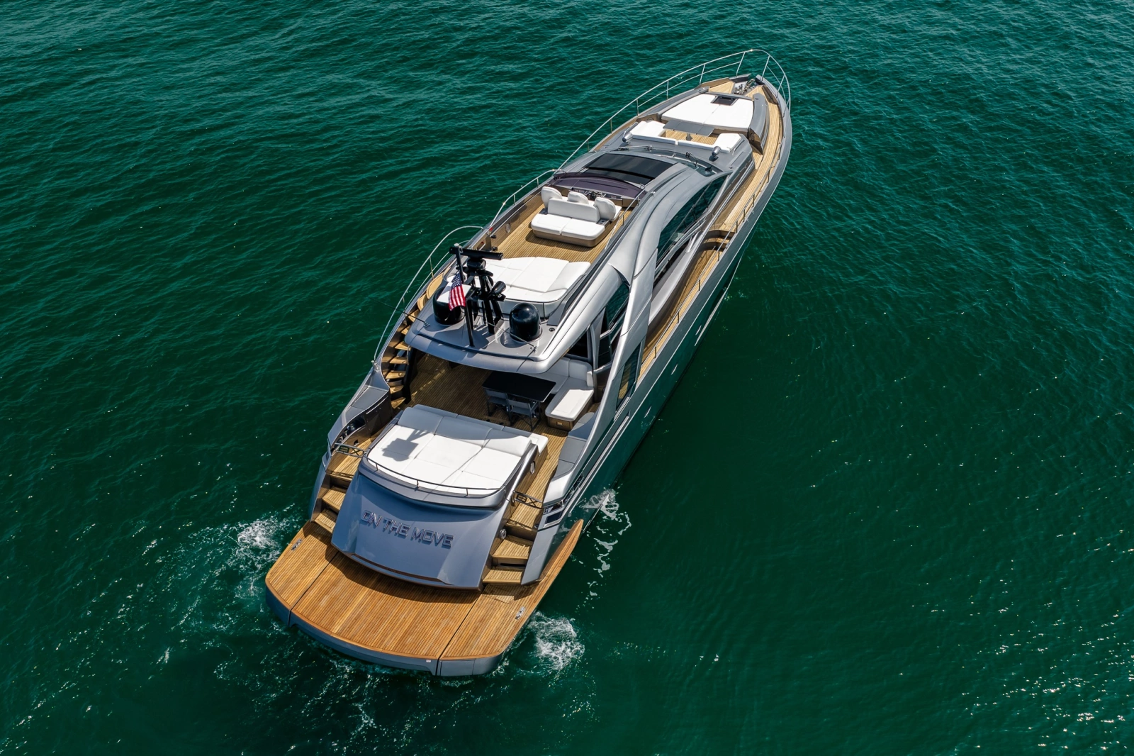 2019 Pershing 8X