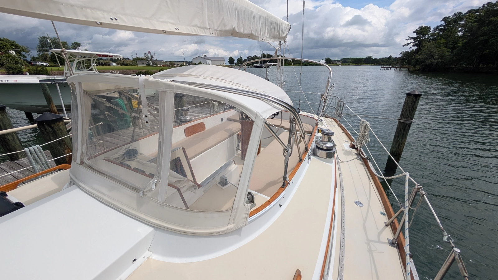 Pieces of Eight 41ft Bristol Yacht For Sale