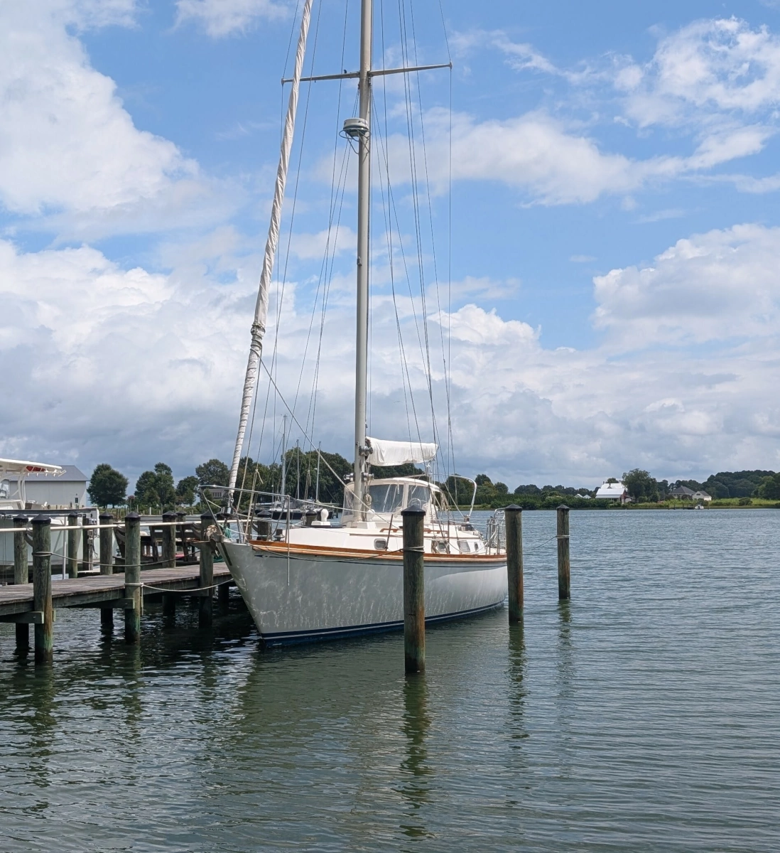 Pieces of Eight 41ft Bristol Yacht For Sale