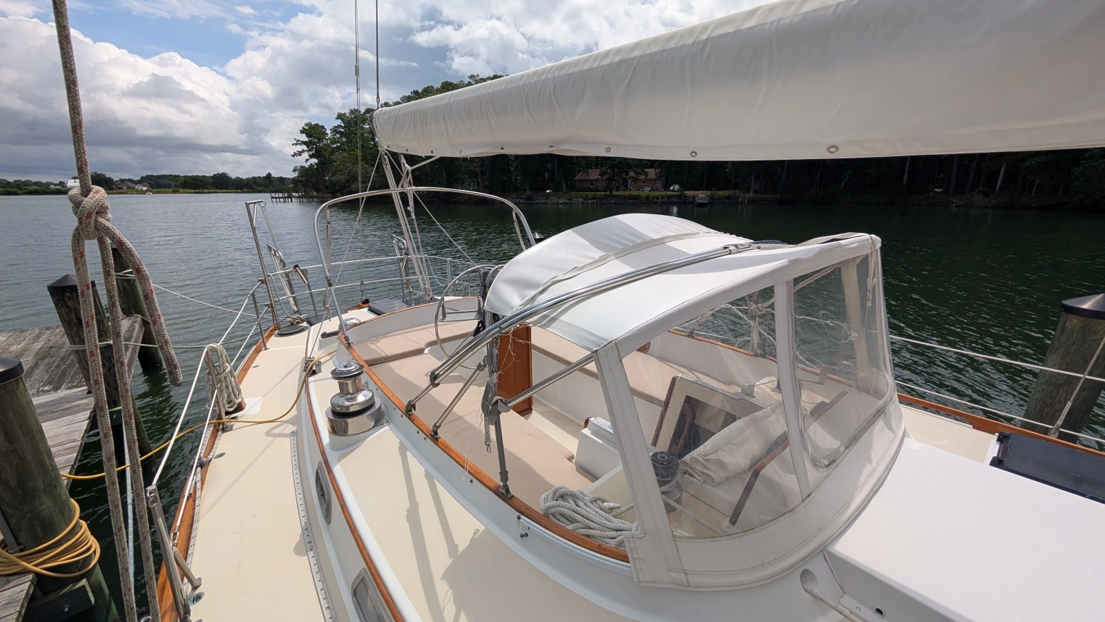 Pieces of Eight 41ft Bristol Yacht For Sale