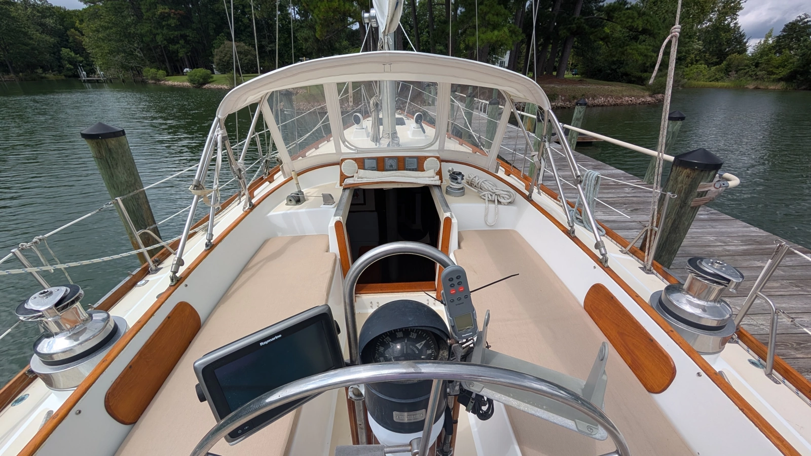 Pieces of Eight 41ft Bristol Yacht For Sale