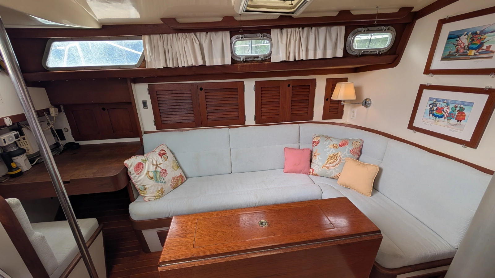 Pieces of Eight 41ft Bristol Yacht For Sale
