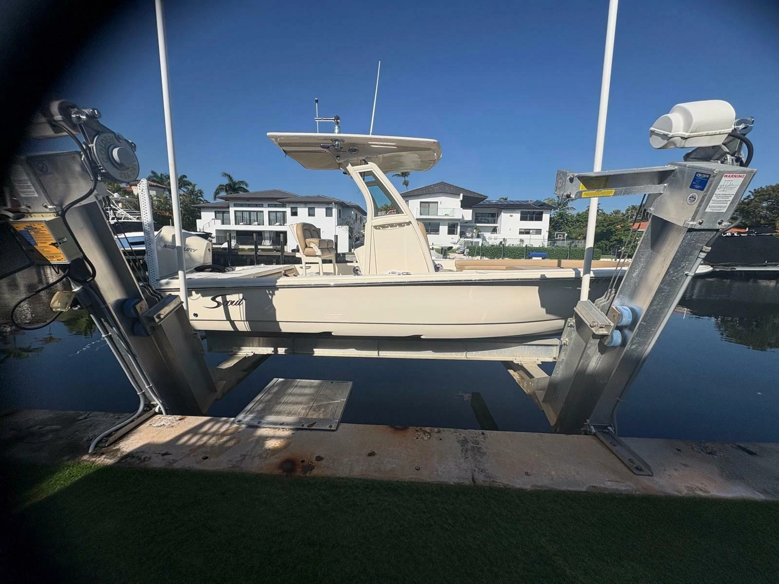 25ft Scout Yacht For Sale