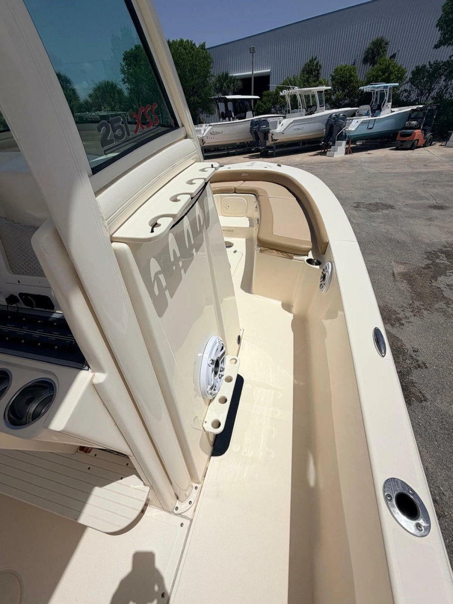 25ft Scout Yacht For Sale