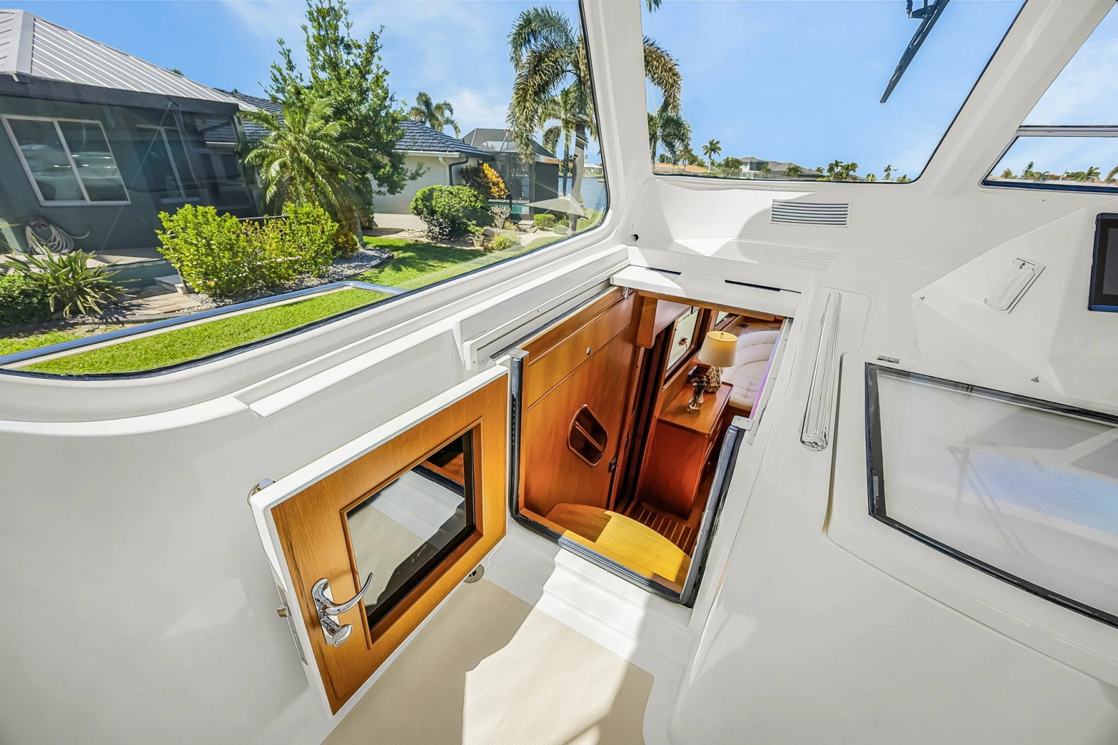 2016 Marlow Explorer 58E