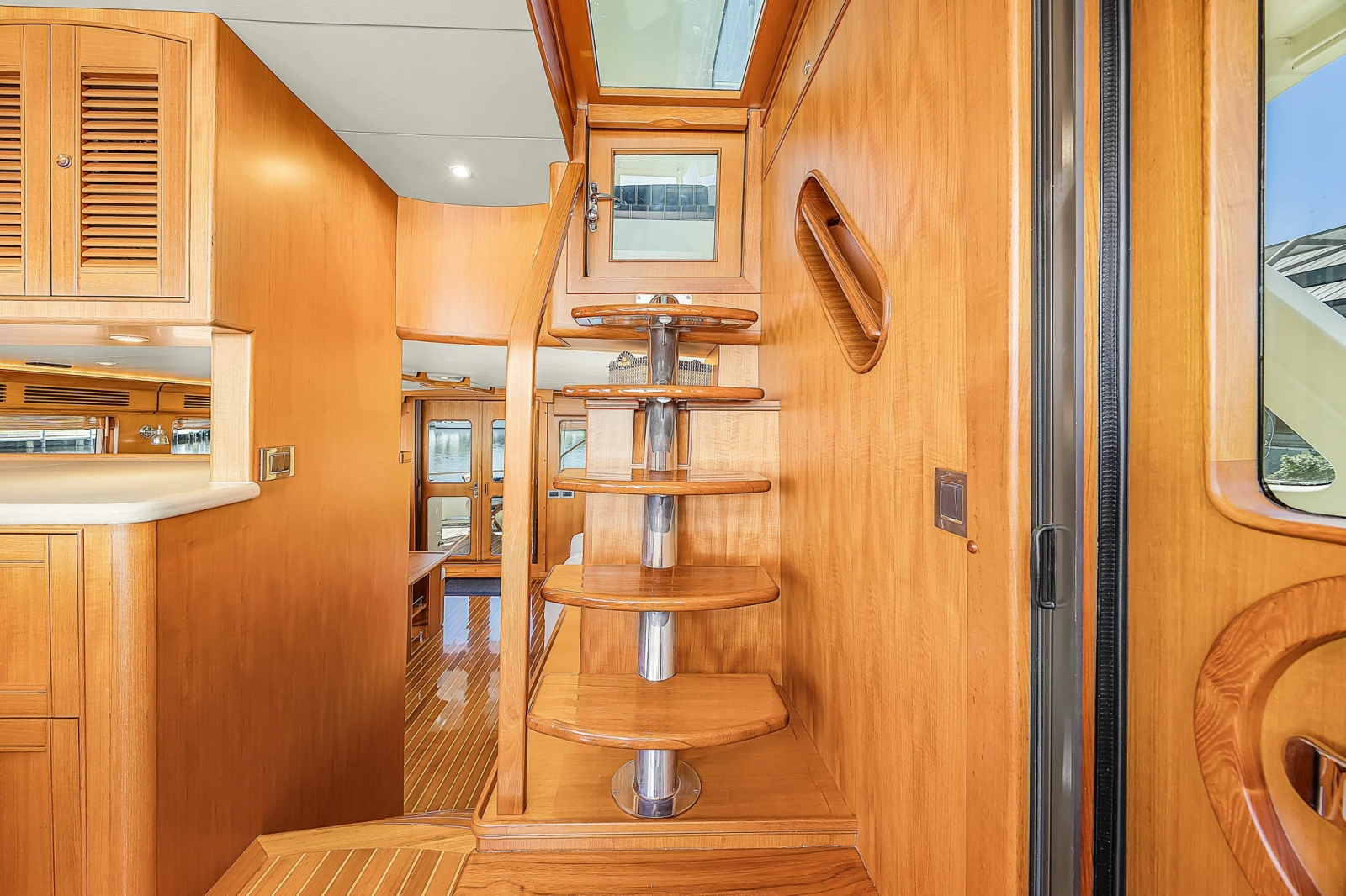 2016 Marlow Explorer 58E