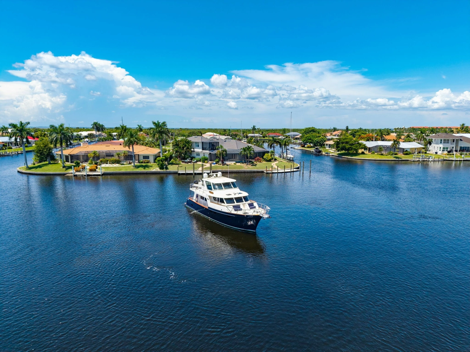 2016 Marlow Explorer 58E