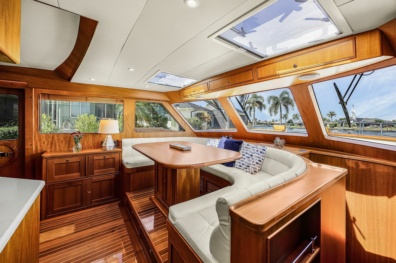 2016 Marlow Explorer 58E