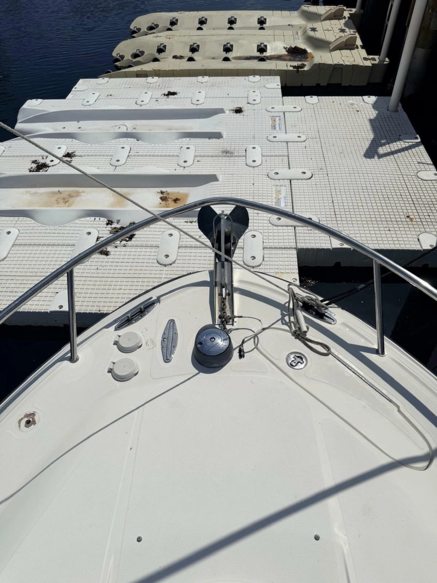 2005 Hydra-Sports 3300 VX