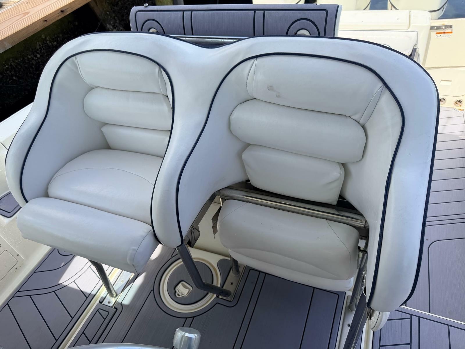 2005 Hydra-Sports 3300 VX