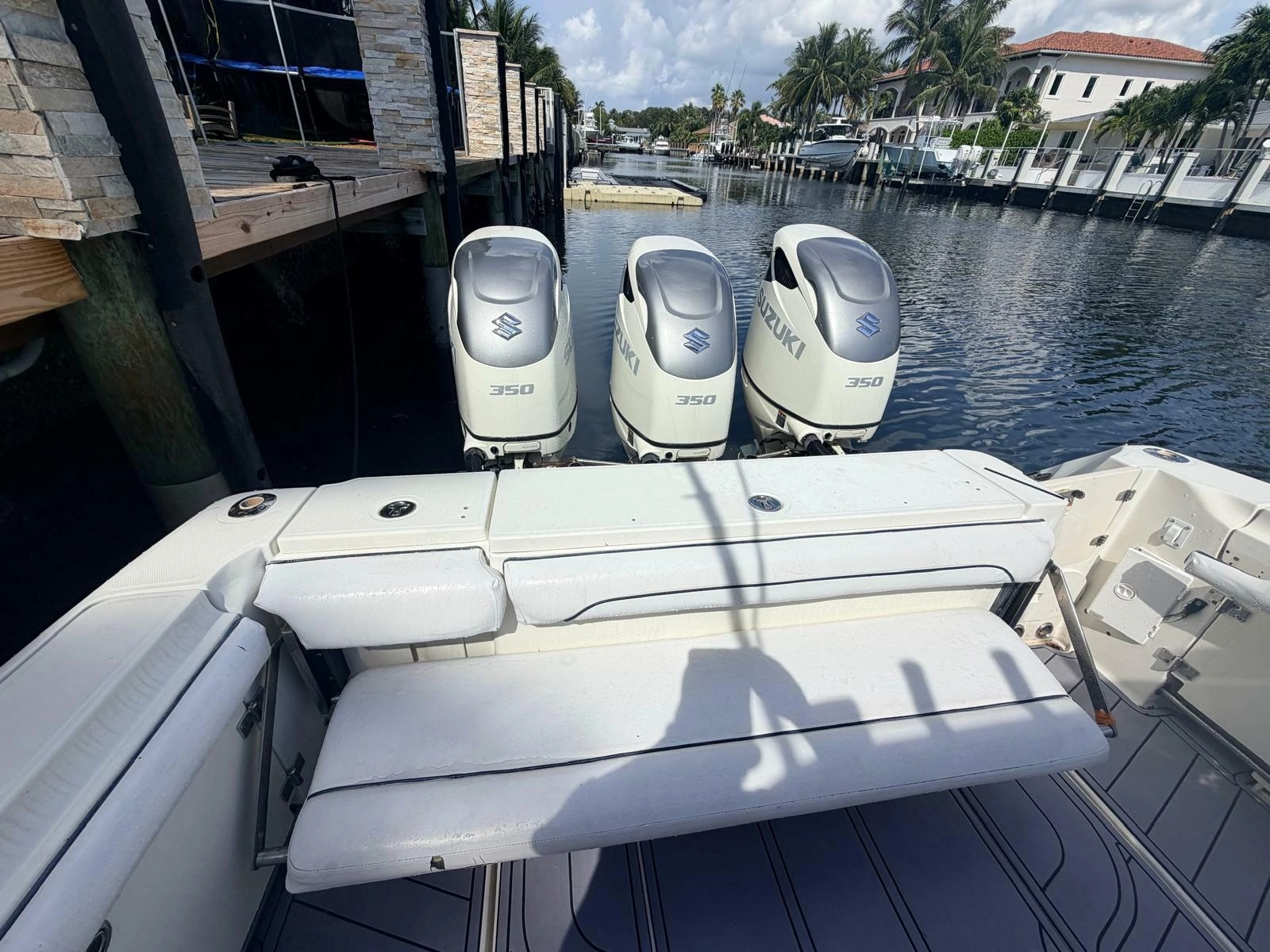 2005 Hydra-Sports 3300 VX