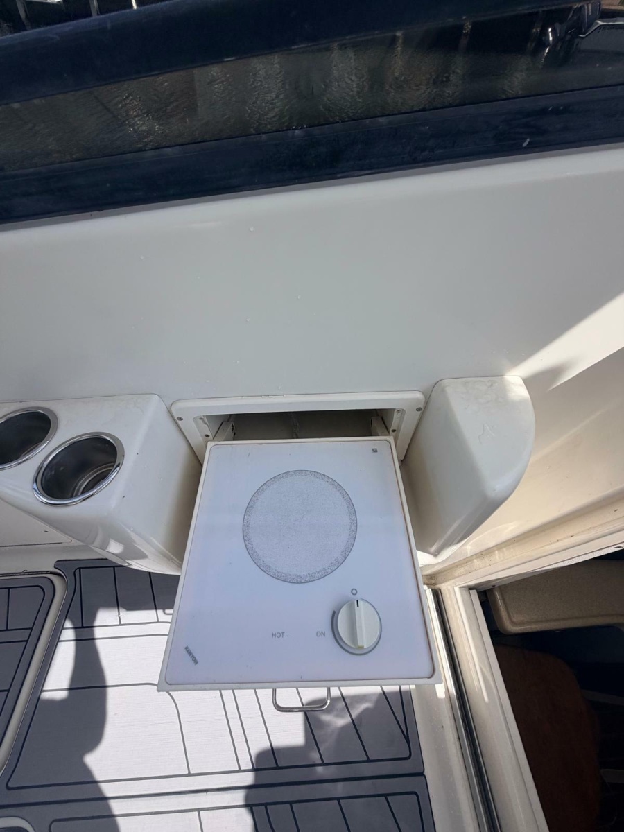 2005 Hydra-Sports 3300 VX