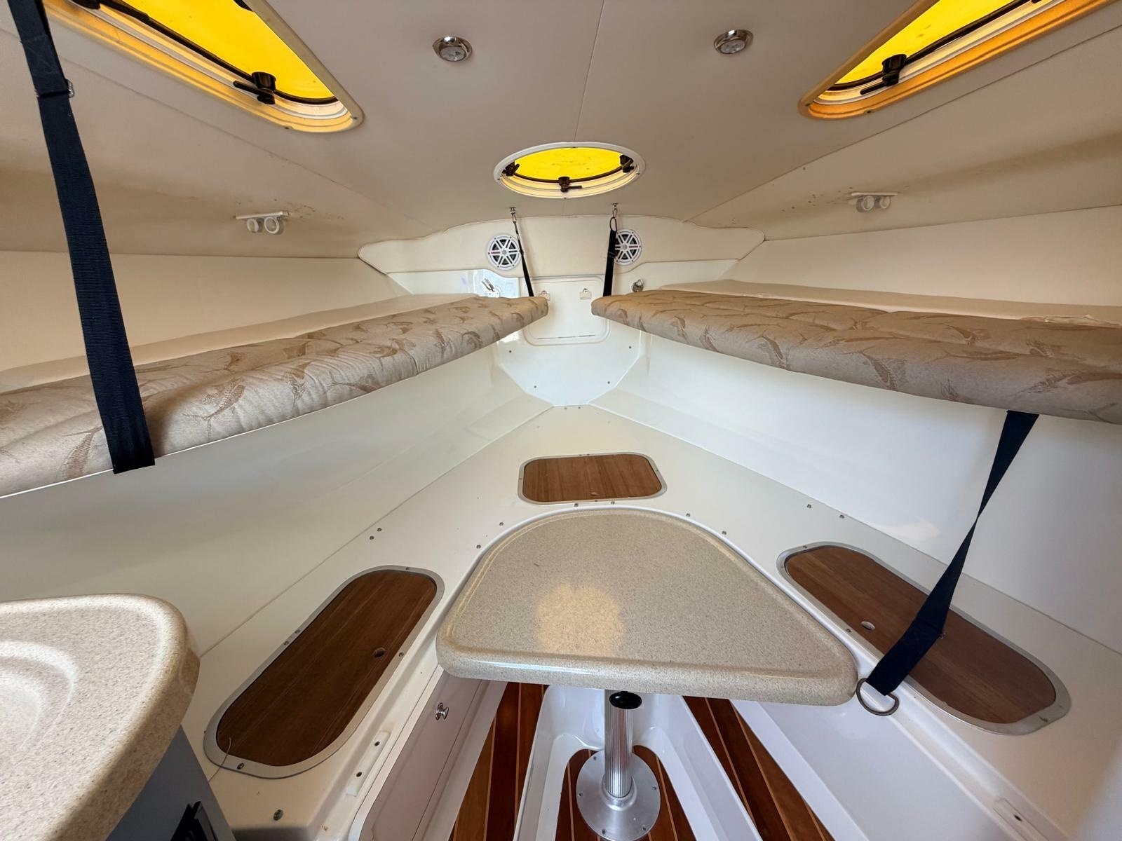 2005 Hydra-Sports 3300 VX