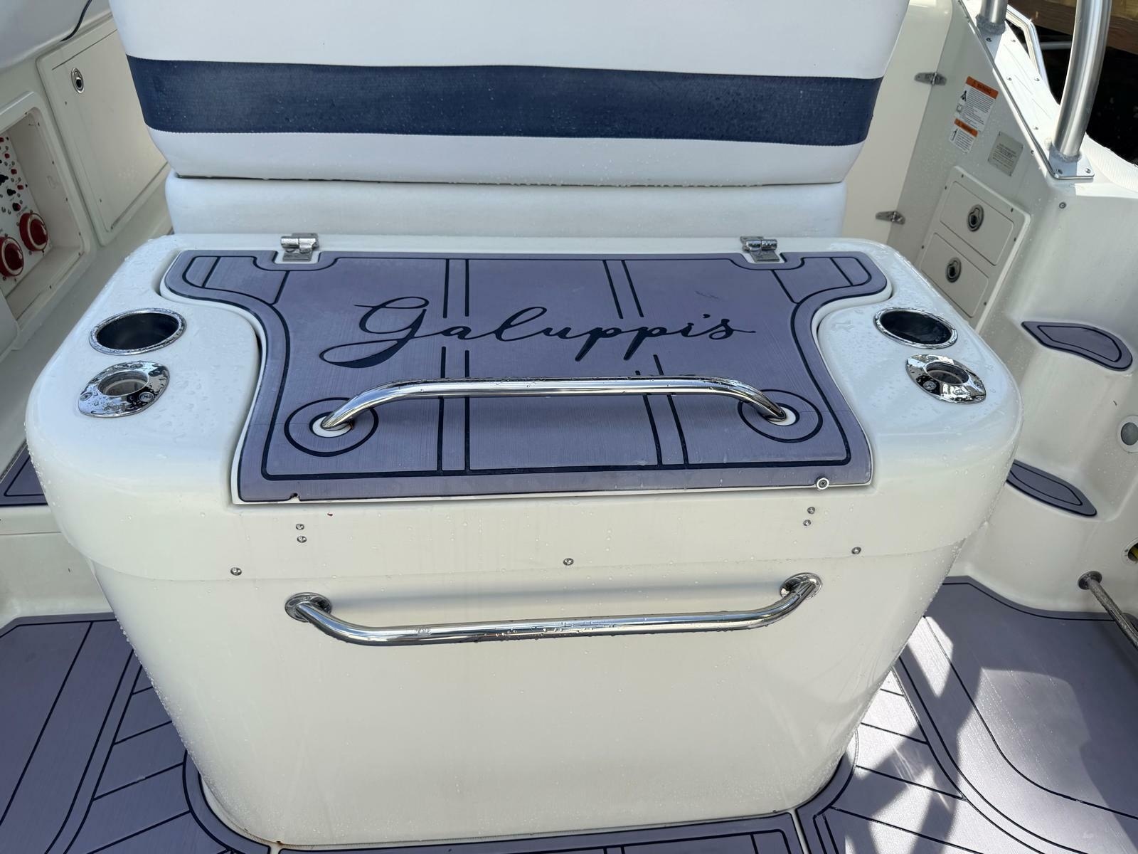 2005 Hydra-Sports 3300 VX