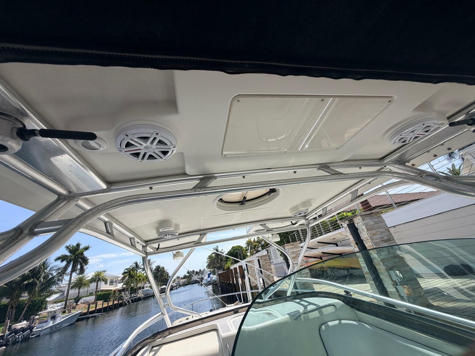 2005 Hydra-Sports 3300 VX